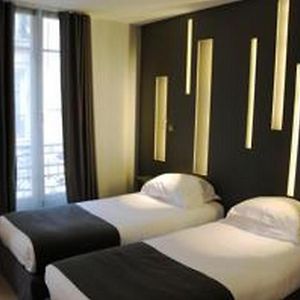 Habitación Clásica con 2 Camas Individuales
